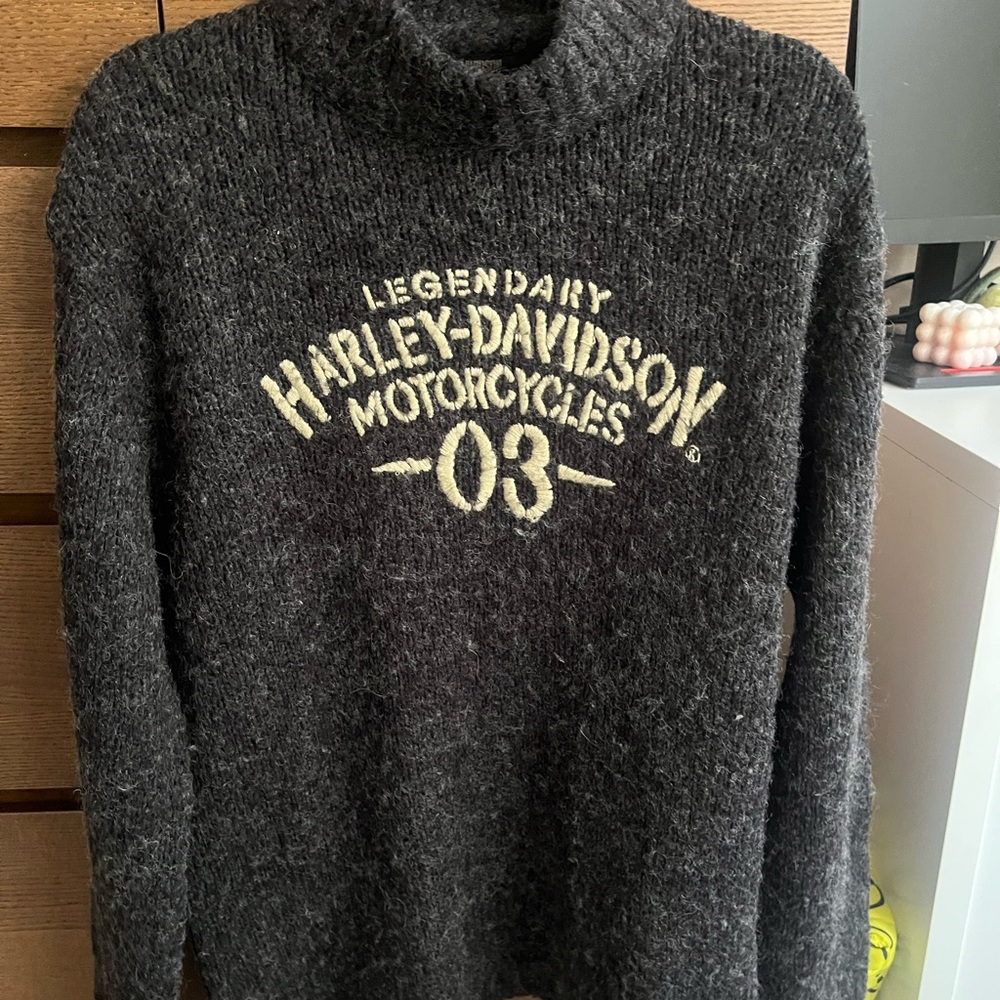 Harley-Davidson Gray Turtleneck Sweater